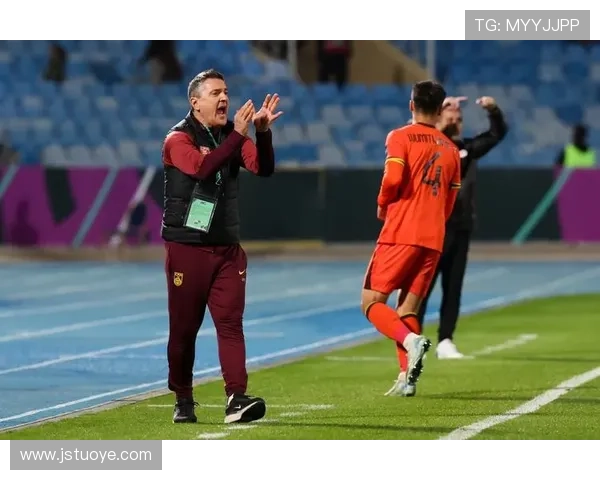 安东尼奥：熟知球员调心理应对野兽体能